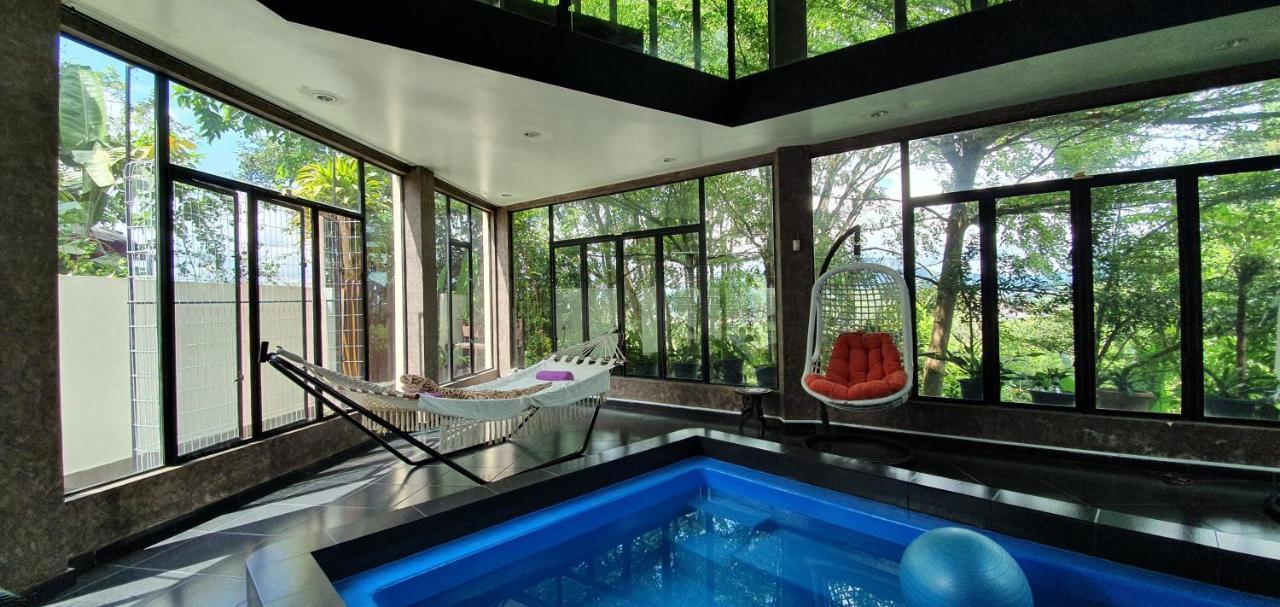 Hillside Villa Home With Private Pool Near Zoo Negara Kampong Ulu Kelang Exterior photo